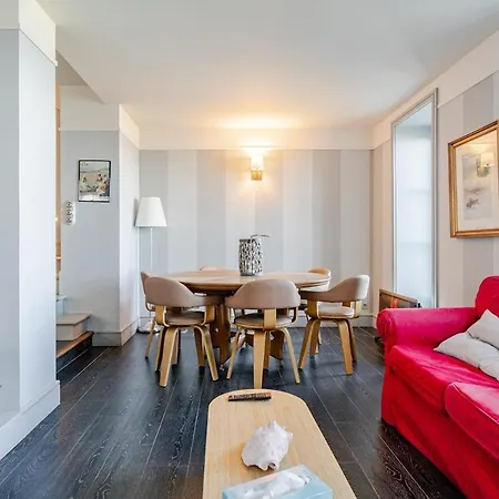 Maison Historique Vue Exceptionnelle بيت للعطل