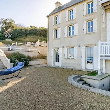 Maison Historique Vue Exceptionnelle بيت للعطل ارومانش لي بان