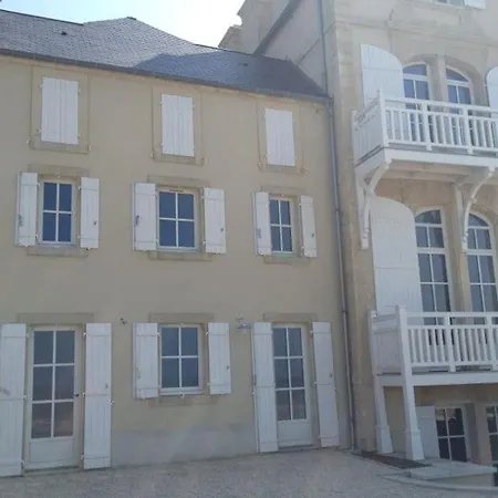 Maison Historique Vue Exceptionnelle بيت للعطل